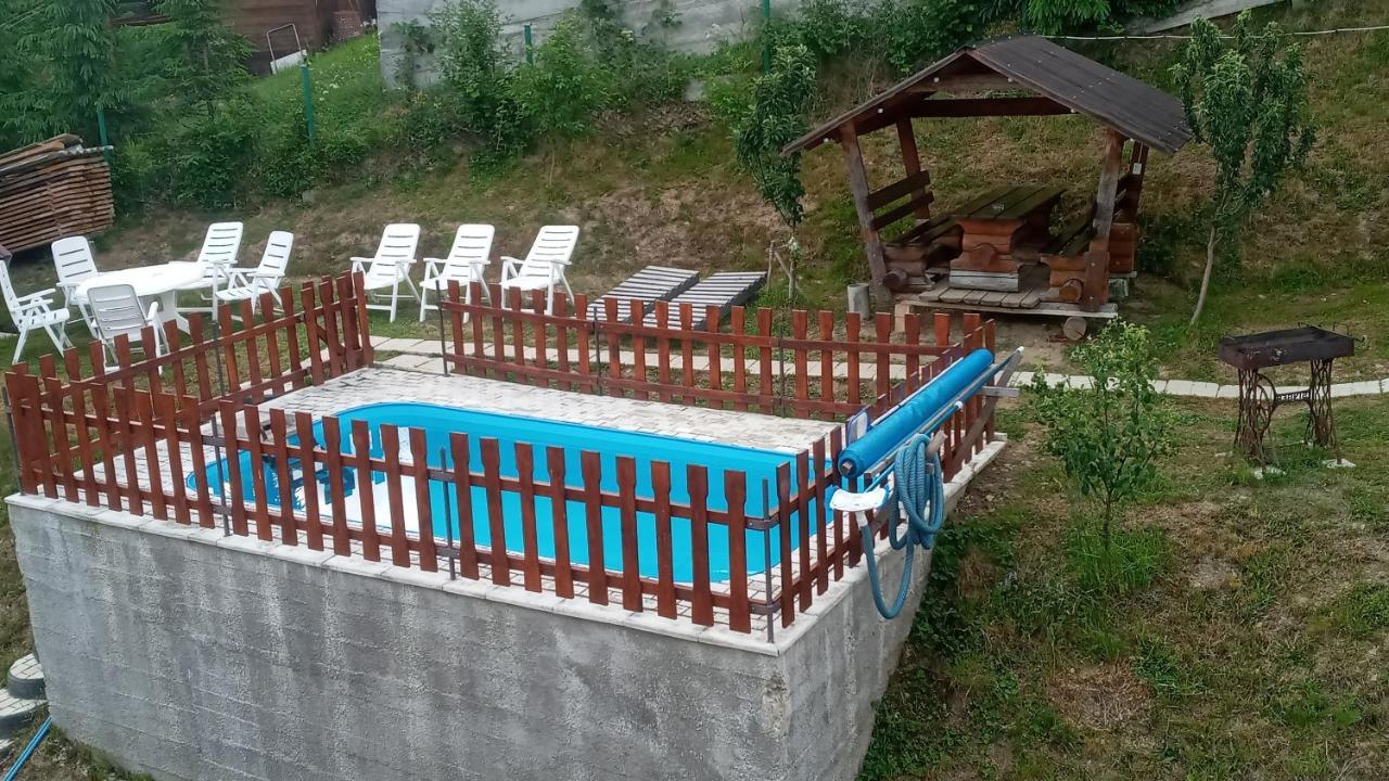 Біля Лісу Apartment สลาฟสเก ภายนอก รูปภาพ